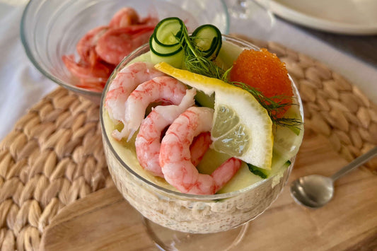 Smörgåstårta i glas med löjrom